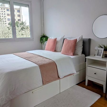 Entire 60M2 Apartment - Close To Paris - Parking - Kitchen - 2Min Rerb - Olympic'24 Бур-ла-Рен Екстериор снимка