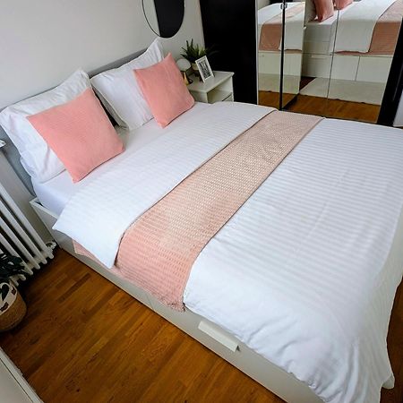 Entire 60M2 Apartment - Close To Paris - Parking - Kitchen - 2Min Rerb - Olympic'24 Бур-ла-Рен Екстериор снимка